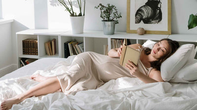 Winter Edition Reads on Giza Cotton Sheets